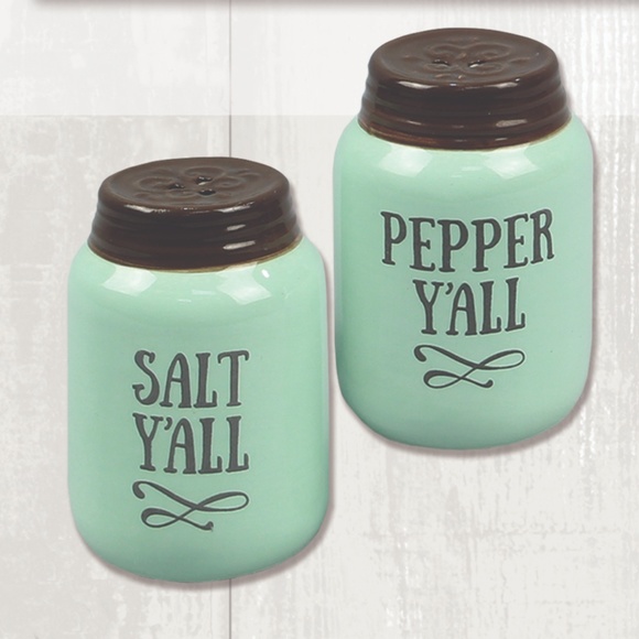Young's Other - Farmhouse Mason Jar Shaped Salt and Pepper Y'all